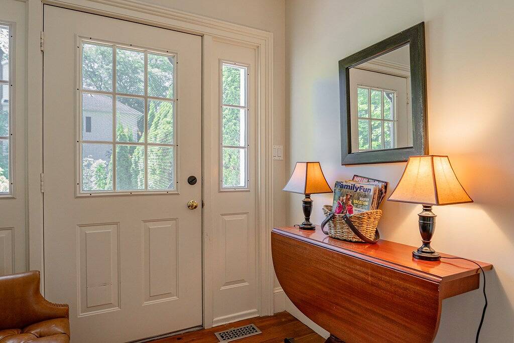 Historische Innenstadt, Bummel zu Geschäften, Theater, Parks, Grill, Terrasse, Parkplatz, 10 Personen in Niagara-on-the-Lake, Niagara Fälle