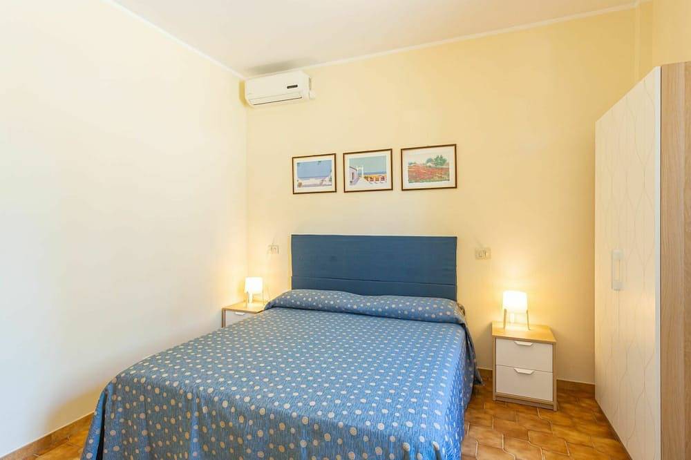 Apartamento entero, Bonito apartamento para 4 personas con Wifi, A/C, Tv, terraza y aparcamiento in Francavilla al Mare, Provincia de Chieti