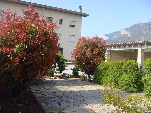 Villa for 4 people, with garden and pool as well as balcony - 1