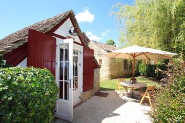 Gîte pour 3 personnes, avec sauna et jardin, animaux acceptés à Sainte-Foy-de-Longas