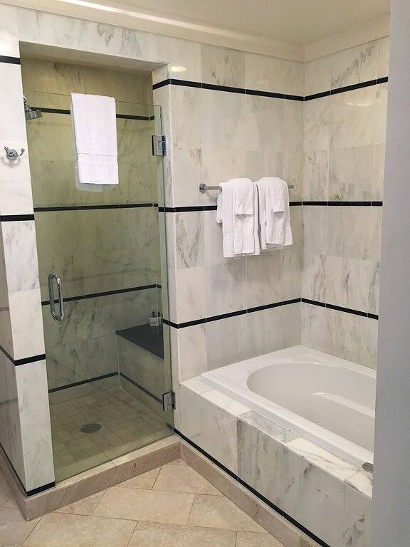 Ganze Wohnung, 30% Rabatt @ 5 Star Resort - 2 kostenlose Spa-Pässe in Miami Beach, Florida