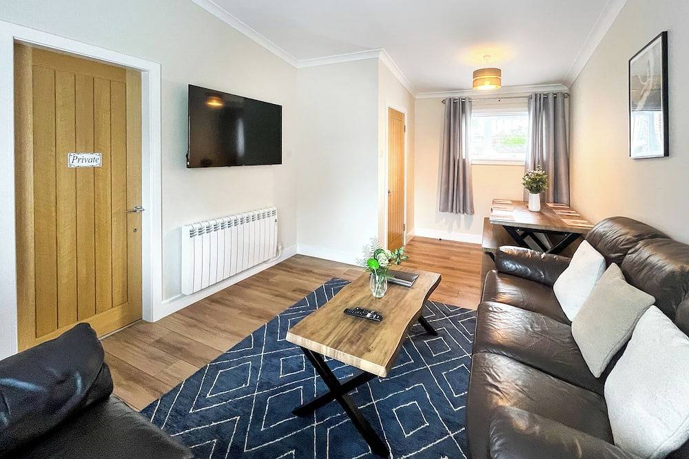 Log Cabin for 5 People in Fort William, Loch Eil