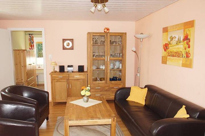 Ferienhaus für 4 Personen, mit Garten in Burgstaaken