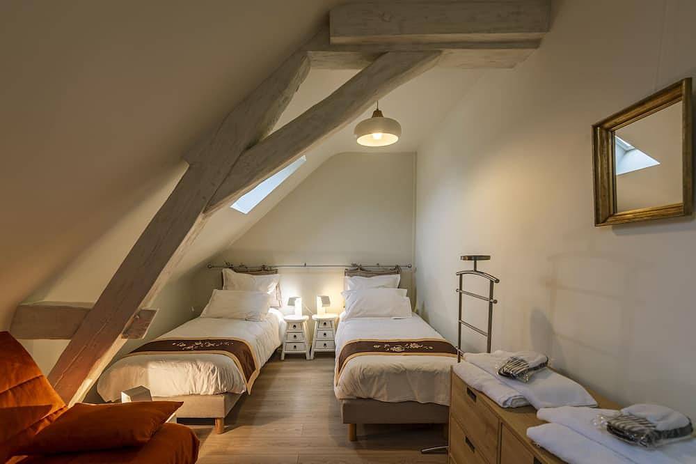Gîte-Agnés Sorel-Superior-Baño en la habitacion-Balcón in Loches, Loches region