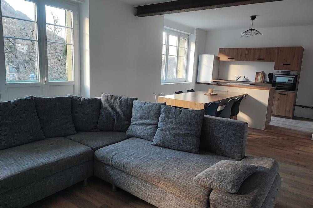 Ganze Wohnung, New in Ax Les Thermes! Large 118 m2 apartment 5 minutes from downtown in Ax-les-Thermes, Französische Pyrenäen