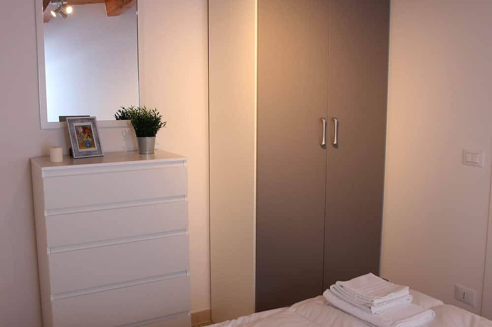 Appartamento intero, Appartamento con Terrazza Privata, Gazebo e Connessione Wi-Fi in Capo Passero, Portopalo di Capo Passero