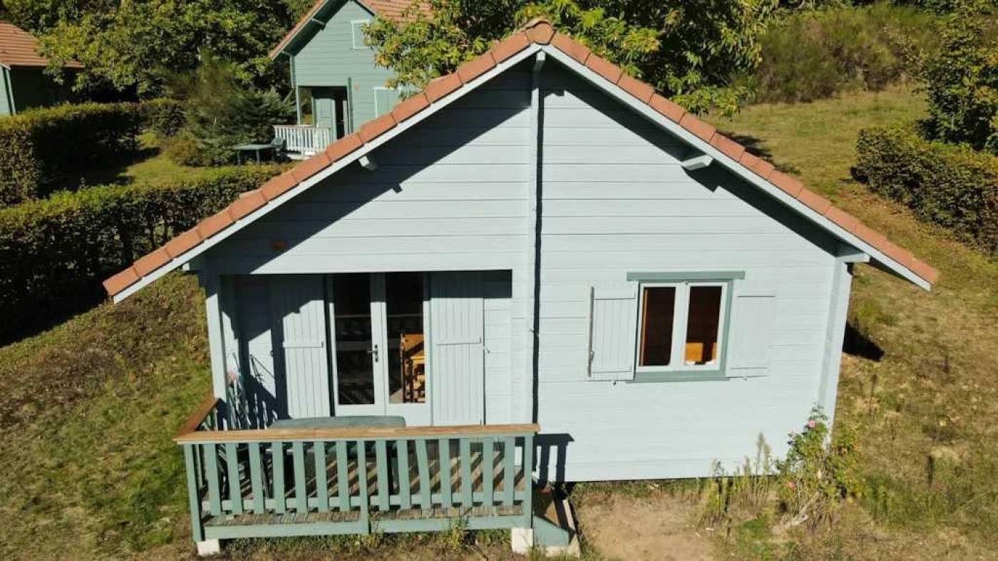 Chalet 4 étoiles - Piscine  - eeiiga in Saint-Pardoux, Région de Bellac