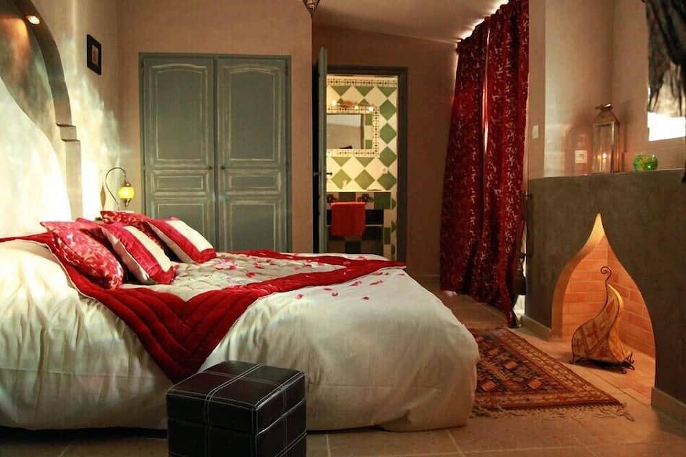 Domaine la Chamade \"Riad Am Schwimmbad Und Jacuzzi In Einem Exotischen Garten in Carpentras, Vaucluse