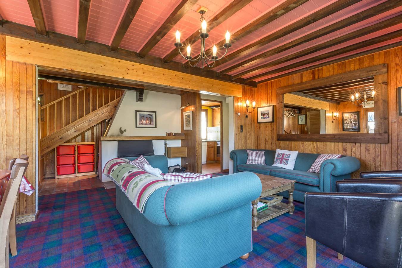 Slopes nearby, panoramic view, fireplace, garage, Wi-Fi access (Foret) in La Clusaz, Región de Annecy