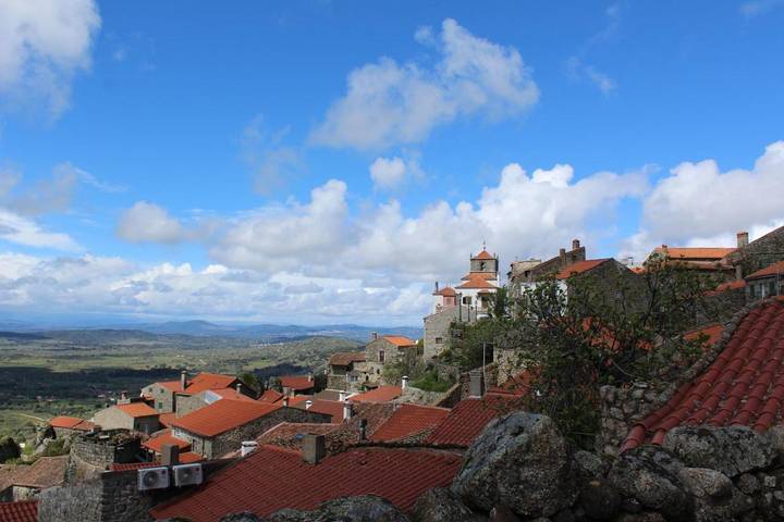 Location de vacances pour 5 personnes, avec terrasse et vue, animaux acceptés à Monsanto - 4