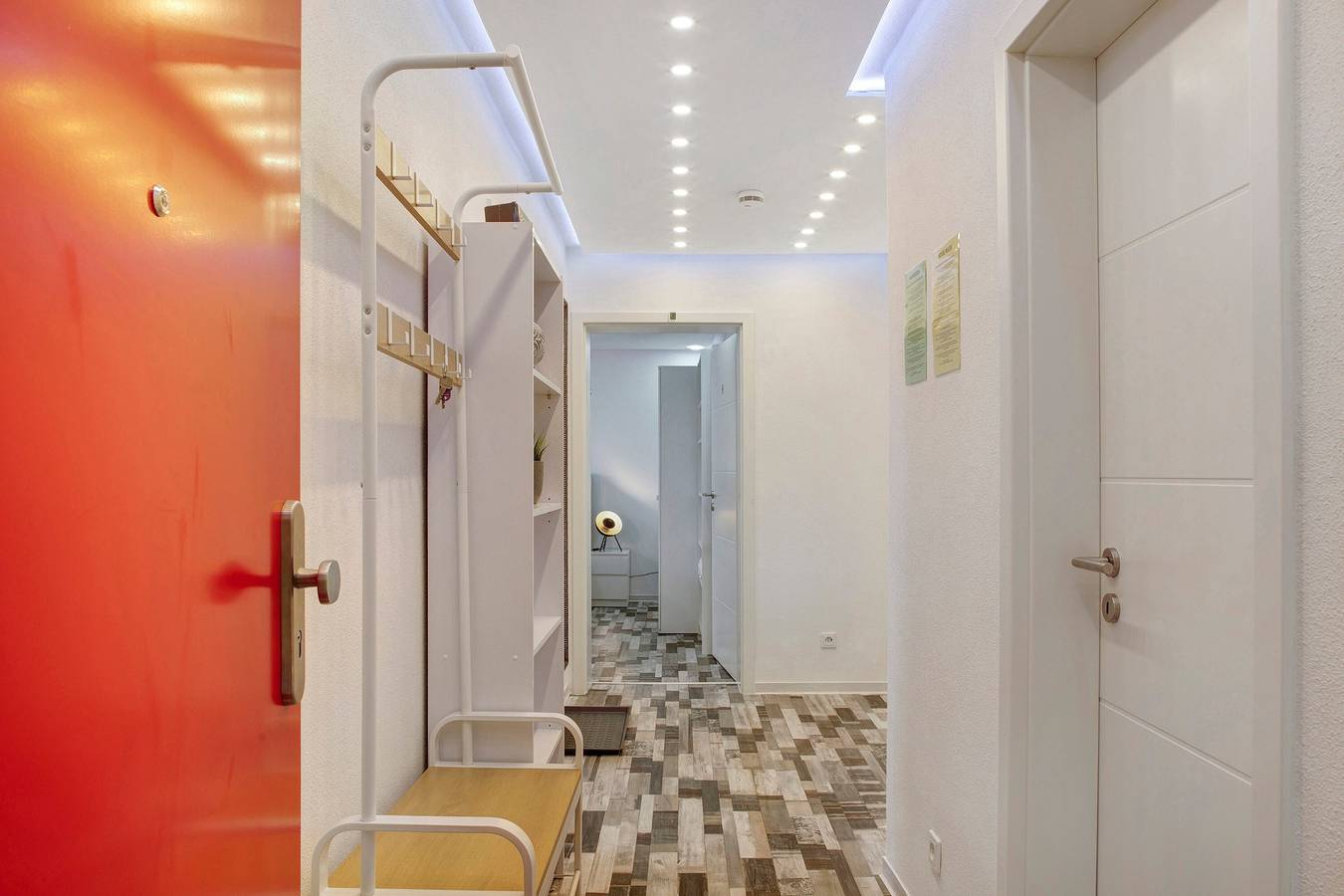 Ολόκληρο το διαμέρισμα, Apartment 'Neuburg 8 - New' with Balcony and Wi-Fi in Neuburg an der Donau, Romantische Straße
