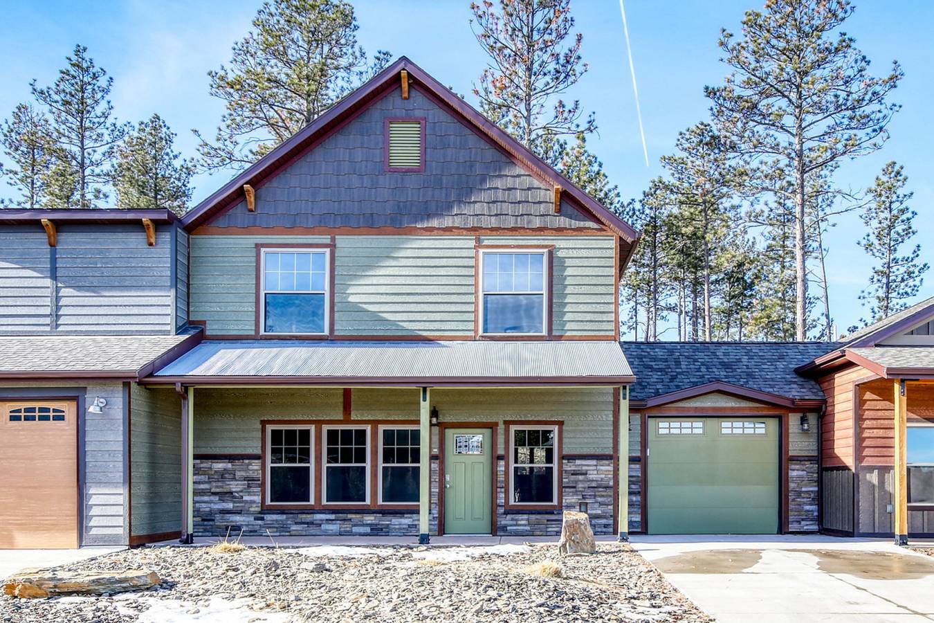 Hel lägenhet, "Roosevelt’s Retreat: A Rough Rider’s Haven!" in Black Hills
