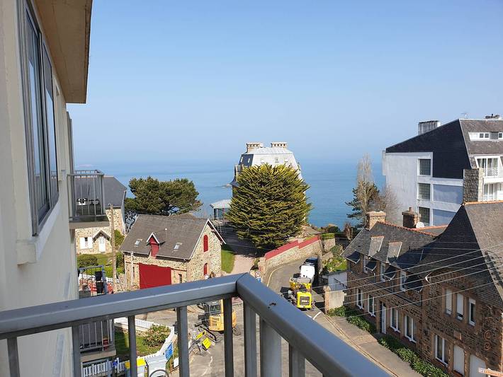 Gîte pour 4 personnes, avec balcon dans Plage Trestraou - 4