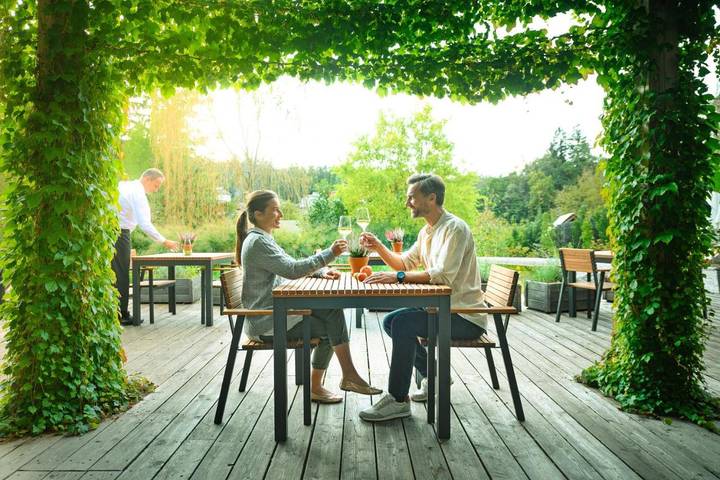 Zelt für 2 Personen, mit Terrasse und Garten sowie Ausblick in Bled - 4