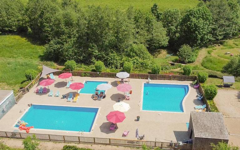 Club vacances pour 2 personnes, avec jardin ainsi que terrasse et piscine dans l' Aveyron - 2