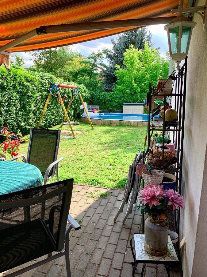 Ferienhaus für 4 Personen, mit Terrasse und Garten sowie Pool und Ausblick in Falkensee - 4