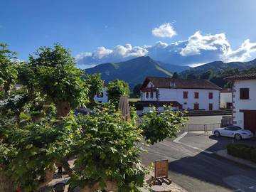 Chambre d’hôte pour 5 personnes, avec terrasse à Saint-Étienne-de-Baïgorry