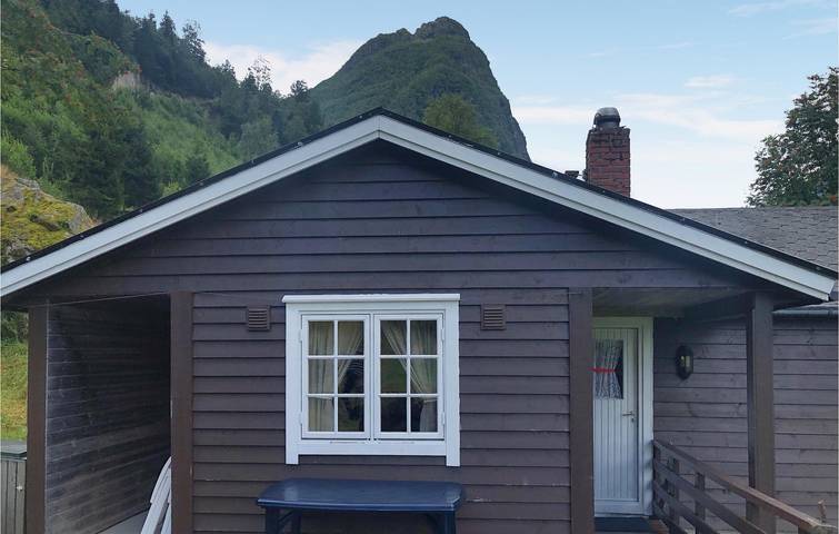 Ferienhaus für 4 Personen mit Terrasse in Oldevatnet