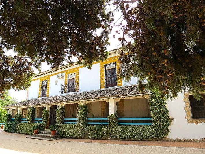 Casa rural con piscina para 2 personas, con piscina además de piscina para niños y jardín, Se admiten mascotas en Cazorla