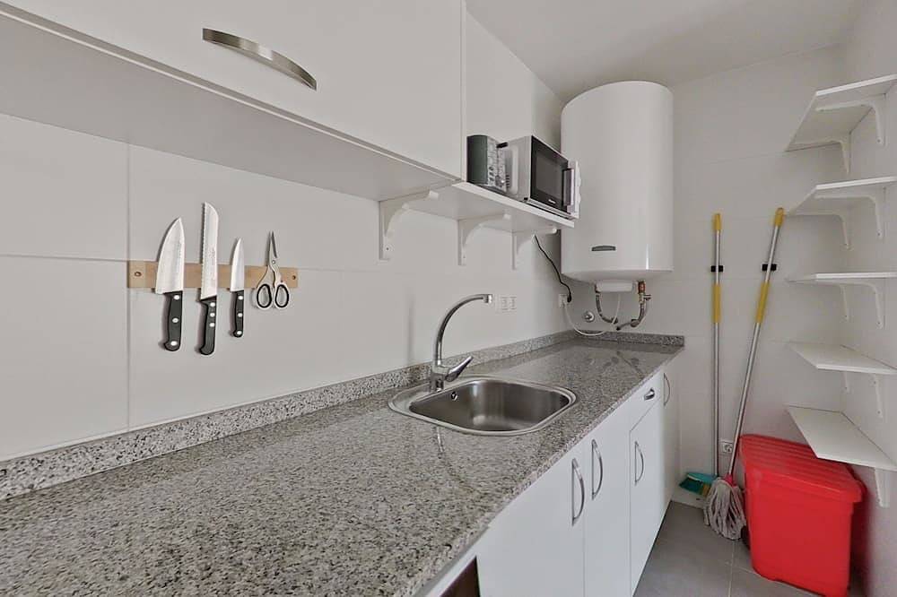 Apartamento entero, Elegante Apt. totalmente equipado p/4 en la Playa de Viveiro in Viveiro, Costa de Galicia