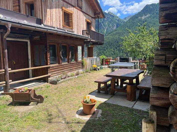 Chalet per 6 persone, con giardino in Valle d'Aosta