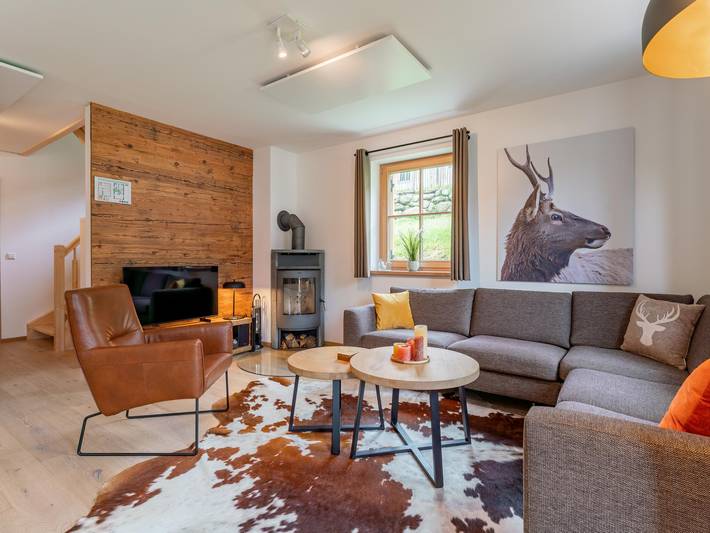 Chalet mit überdachter Terrasse und Sauna in Rottenmanner und Wölzer Tauern, Irdning-Donnersbachtal