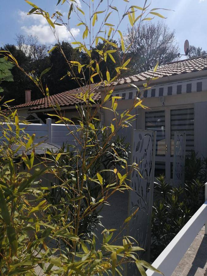 Location de vacances pour 4 personnes, avec terrasse dans La Palmyre - 3