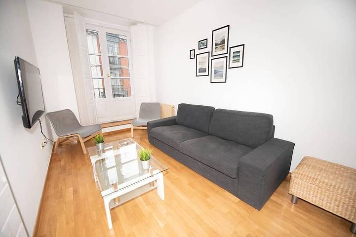 Apartamento de vacaciones para 7 personas, con balcón - 1