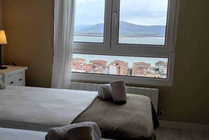 Apartamento entero, Acogedor Apartamento con Wi-Fi y Cocina Completa in Santander, Costa de Cantabria