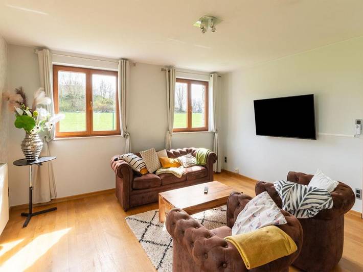 Location de vacances pour 8 personnes, avec jacuzzi ainsi que jardin et terrasse à Welkenraedt - 4
