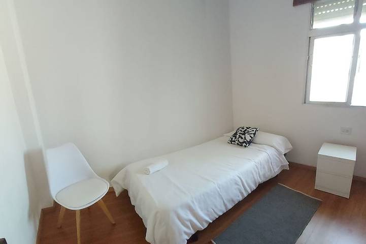 Casa Ricardo Juega Gratis Al Billar in Sada, La Coruña Provinz