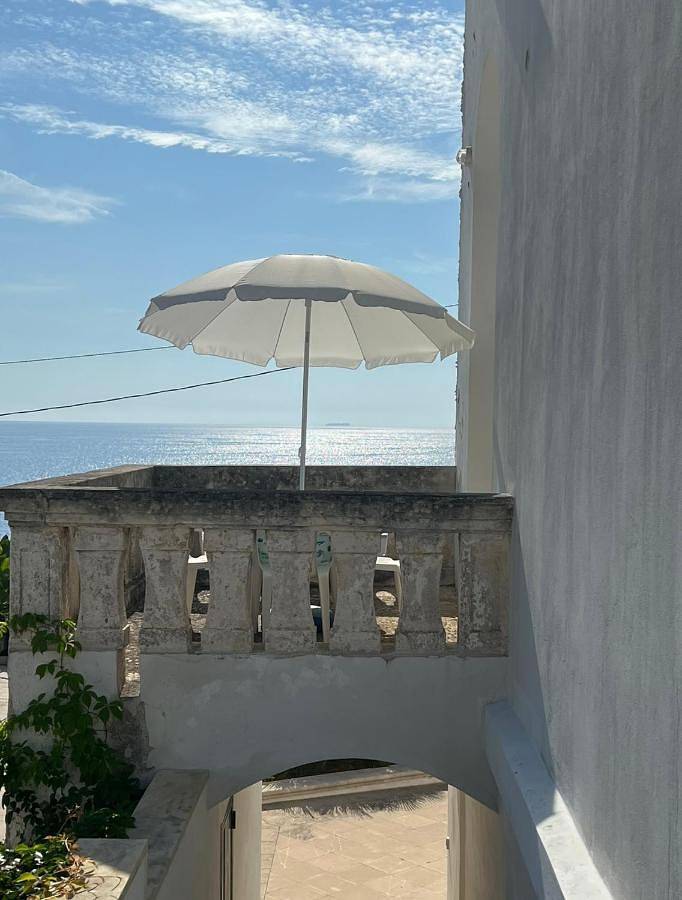 Gîte pour 4 personnes, avec vue ainsi que jardin et terrasse dans Marina Serra - 2