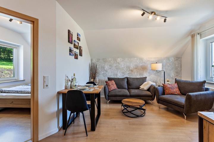 Holiday Home 'Ferienhaus Am Brande' with Mountain View, Private Terrace and Wi-Fi in Schmallenberg, Hochsauerlandkreis