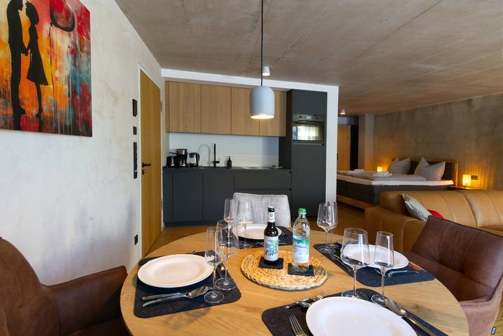 Ferienwohnung für 2 Personen, mit Terrasse und Garten in Geigenbaumuseum Mittenwald