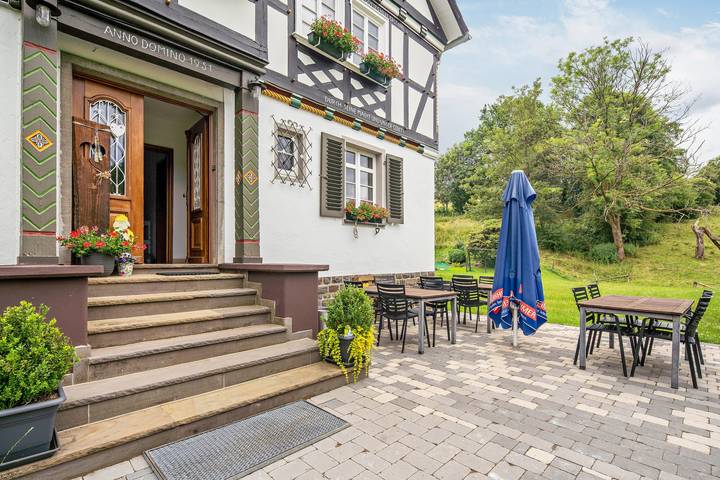 Room "Double Room 2" with Shared Terrace, Garden and Wi-Fi in Kirchhundem, Sauerland