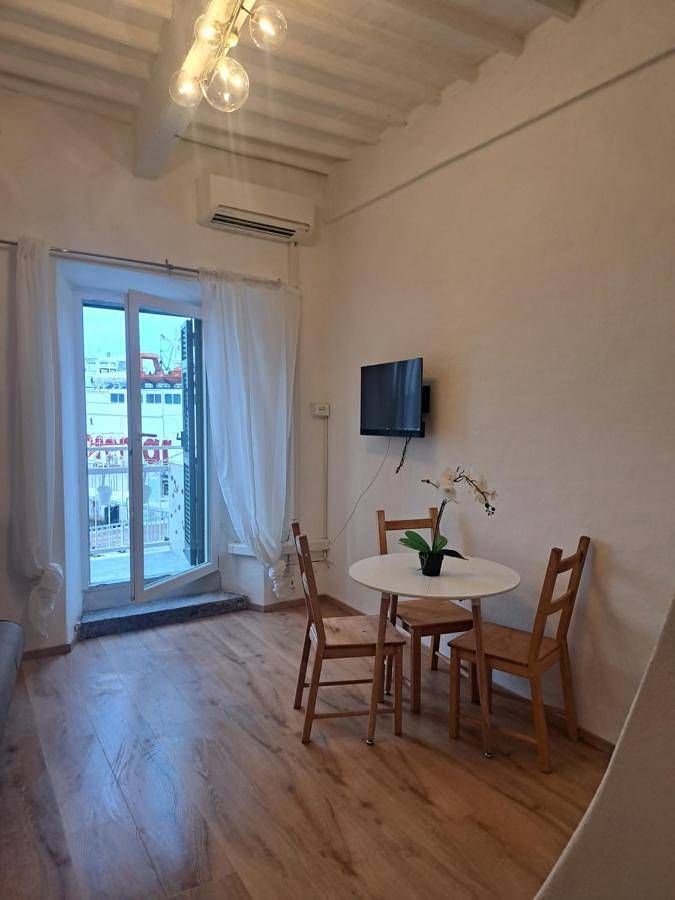Ferienwohnung für 5 Personen, mit Ausblick und Balkon auf Isola del Giglio - 2