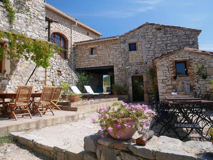 Maison de vacances pour 20 personnes, avec Terrasse et Jardin ainsi que Bassin pour enfant et Piscine