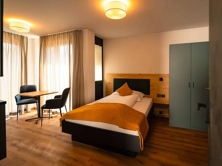 Ganze Ferienwohnung, Adler Apartments - Apartment 100 Dahanna in Erbach (Baden-Württemberg), Erbach Region