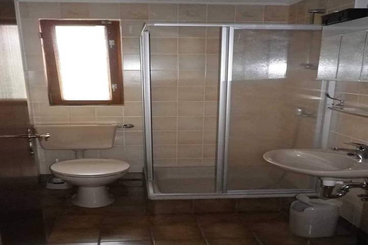 Ferienwohnung für 5 Personen, mit Garten und Terrasse in Vipperow - 4