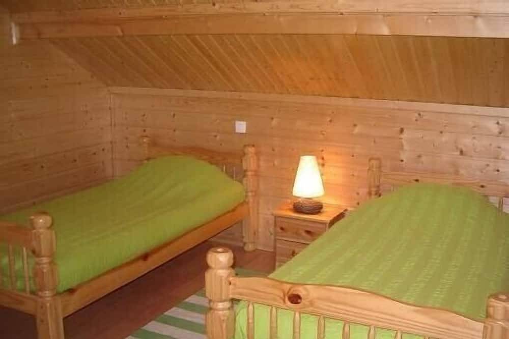 Chalet  neuf en madrier massif . calme avec Spa standing asure,billard Wi-Fi in Xonrupt-Longemer, Parc naturel régional des Ballons des Vosges