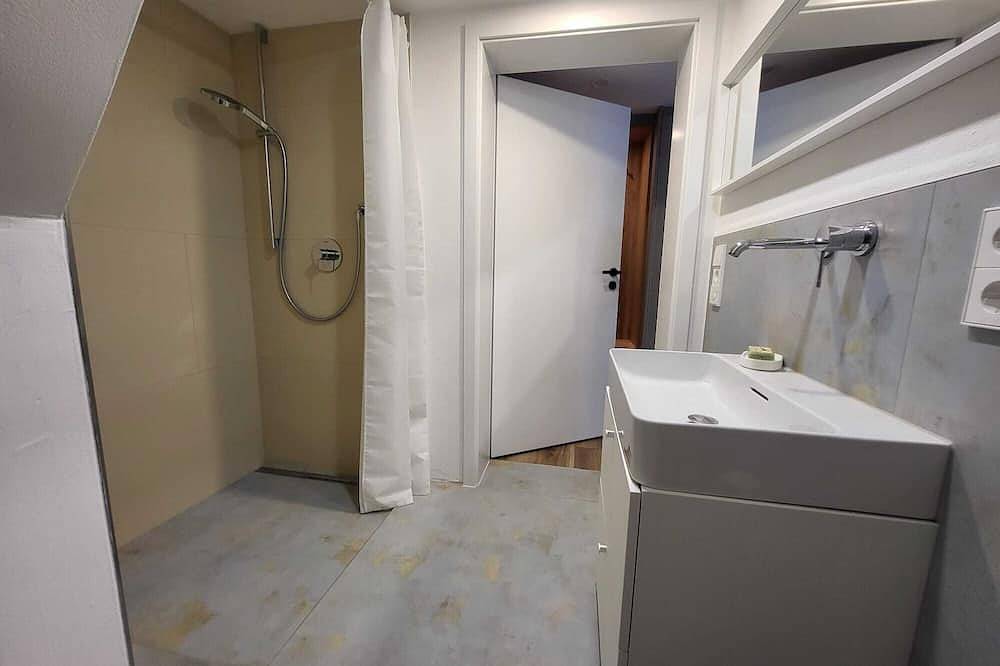 Ganze Wohnung, Neu saniertes Appartement in der historischen Stadt Nördlingen in Nördlingen, Bayerisch Schwaben