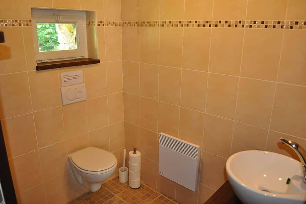 Charming House by the River in Plougastel-Daoulas, Brest region