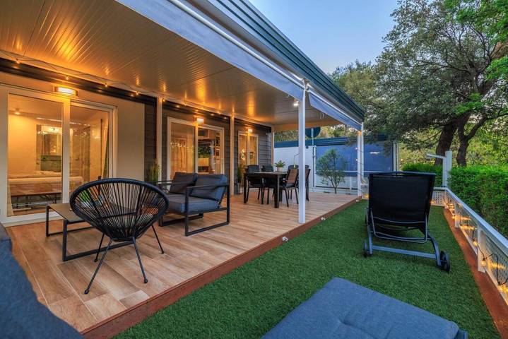 Camping für 5 Personen, mit Garten und Ausblick, kinderfreundlich in Biograd na Moru - 4