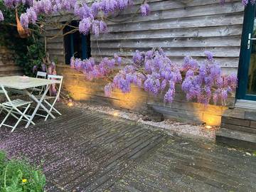 Gîte pour 11 personnes, avec terrasse ainsi que piscine et jardin, animaux acceptés à Meilhan-sur-Garonne