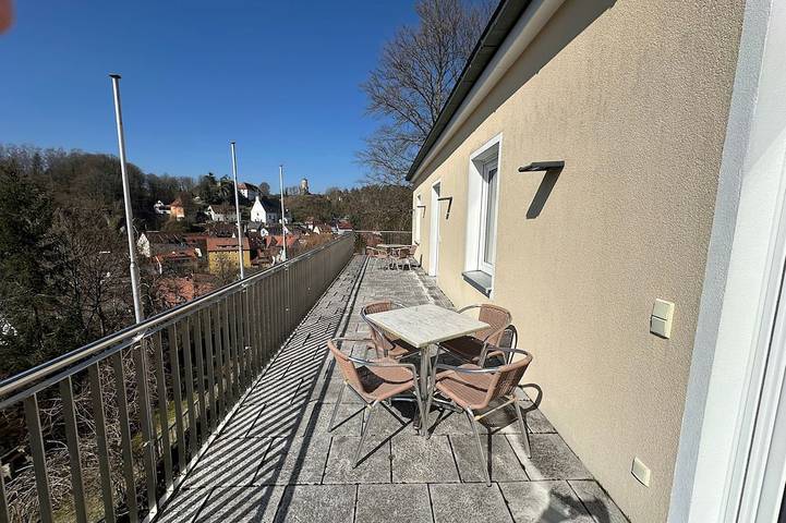 Ferienwohnung für 4 Personen, mit Balkon und Garten in Waischenfeld - 2