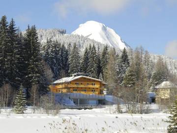 Hütte für 2 Personen, mit Sauna und Garten sowie Balkon und Seeblick, kinderfreundlich in Seefeld in Tirol