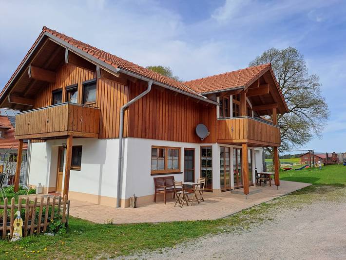 Ganze Wohnung, Biobauern u. Ferienhof Fritz - Stadlglück - mit Terrasse in Rückholz, Bayerisch Schwaben