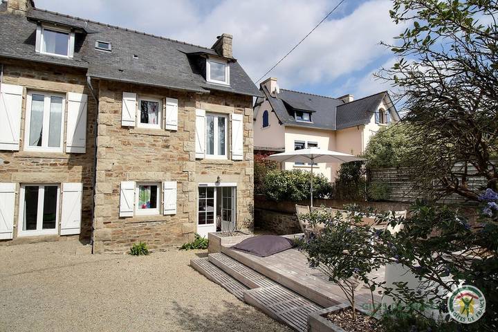 Gîte pour 2 personnes, avec terrasse et jacuzzi ainsi que jardin et sauna à Plestin-les-Grèves - 2