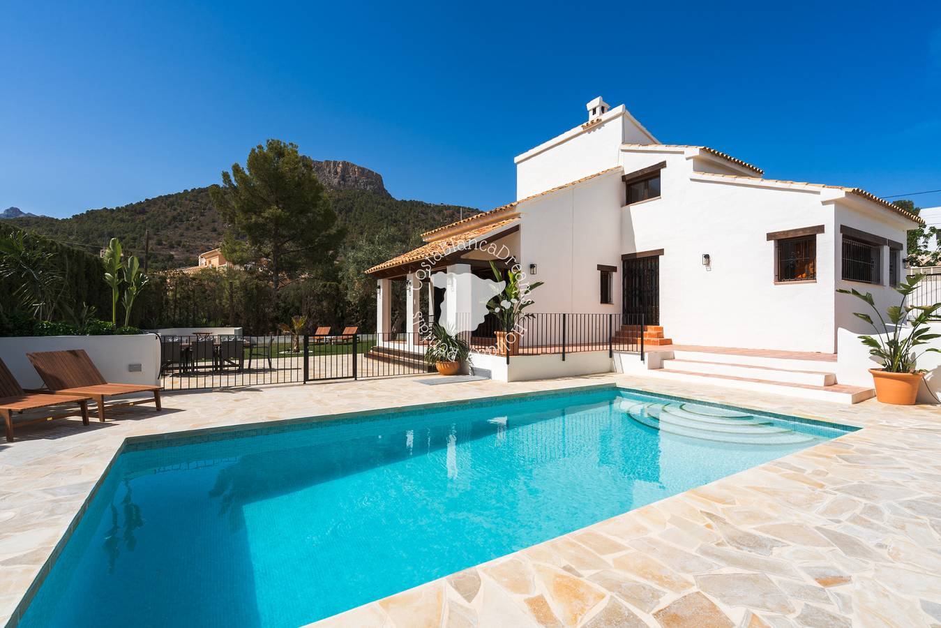 Cheap Villa for 6 People in Calpe, Costa Blanca