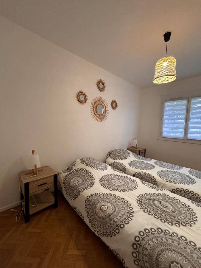 Appartement entier, Two-Bedroom Apartment in Saint-Laurent-Nouan, Sologne